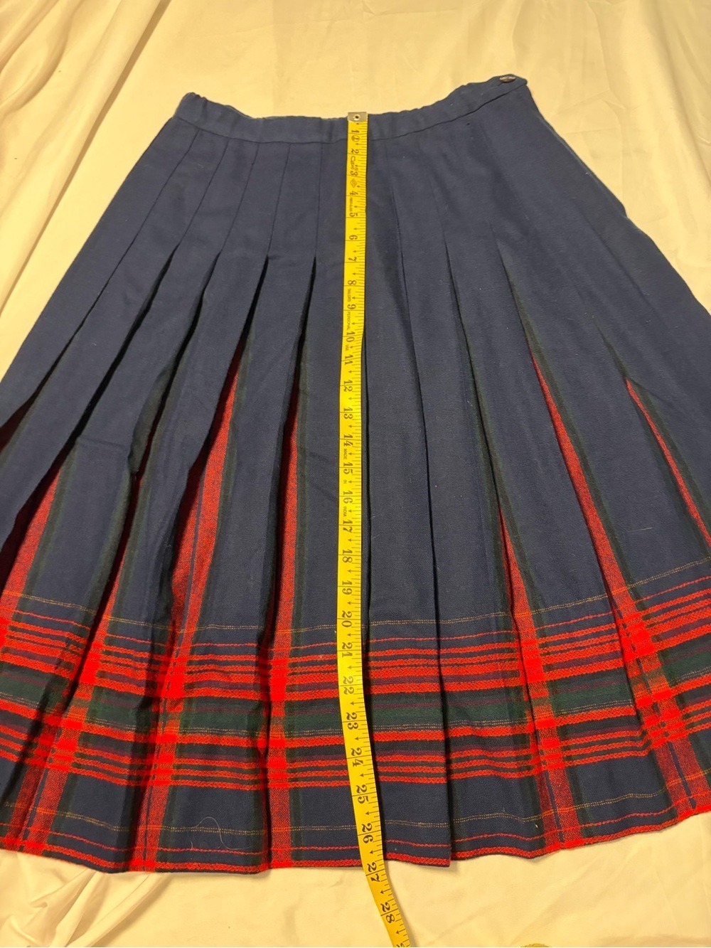 Vintage Women’s Pendleton Sz 10 Pure Wool Pleated Skirt Navy Plaid - Picture 7 of 9
